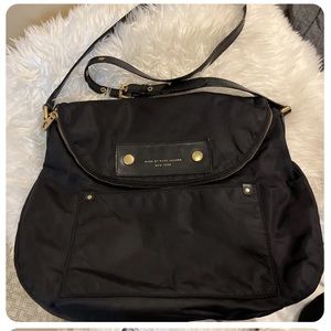 MARC by MARC JACOBS NEW YORK CROSSBODY PURSE